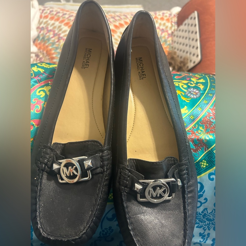 Michael Kors Elegant Black Loafers